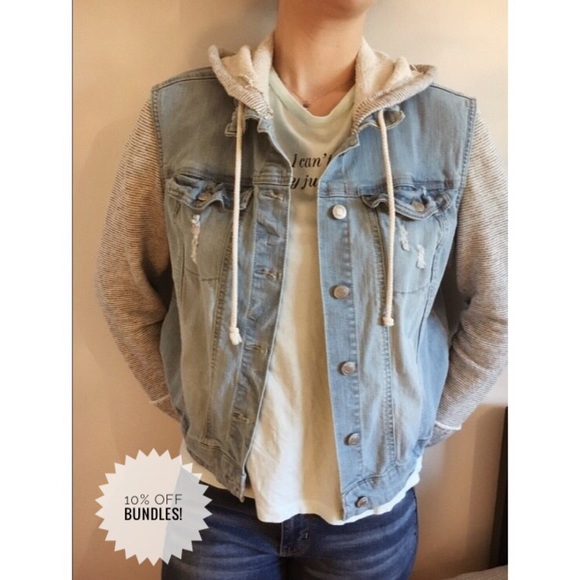 Jackets & Blazers - Denim Jacket With Striped Sleeves
